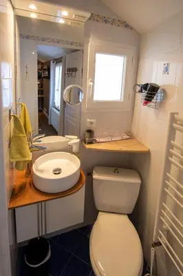 Salle de bains dans l'établissement La chambre d'hôtes d'Isa Moindron