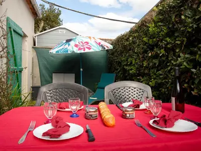 Terrasse ou espace extérieur de l'établissement Holiday Home Rose-May by Interhome