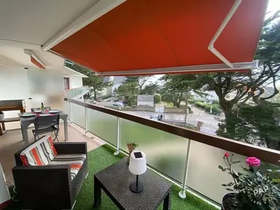 Balcon ou terrasse dans l'établissement Appartement familial de 56 m², à deux pas de la mer._2