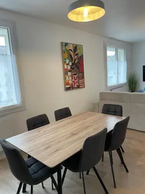 Plan de l'établissement Appartement terrasse 4 à 6 adultes linge compris Les Epesses 3 min du parc PUY DU F0U