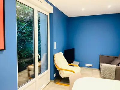 Coin salon dans l'établissement Appartements à Saint Nazaire, parking gratuit
