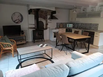 Cuisine ou kitchenette dans l'établissement Gîte les 3 petits porcelets