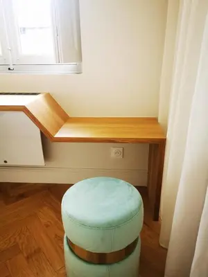 Plan de l'établissement Magnifique studio avec vue sur les toits du Théatre Graslin et la place