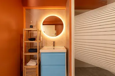 Salle de bains dans l'établissement T2-Centre-ville-Parking