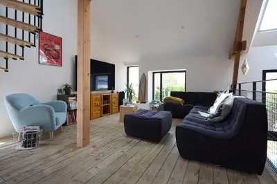 Coin salon dans l'établissement Le Loft Nantais - Superbe Loft de 300m²