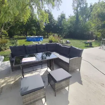 Maison 4 chambre 11personnes grand jardin