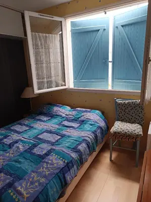 Un ou plusieurs lits dans un hébergement de l'établissement maison latéral mer