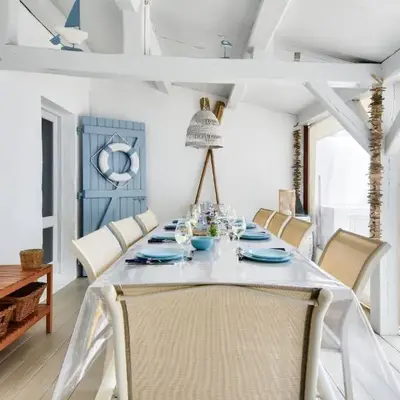 Maison pour 8 - 100 m de la plage - Jardin