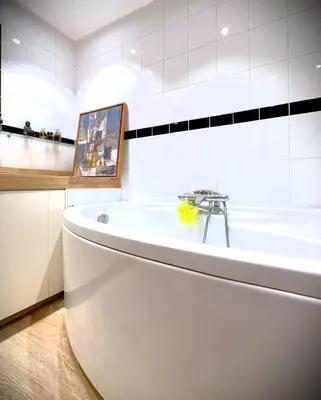 Salle de bains dans l'établissement Illustre-Appartement de caractère hypercentre-Balcon