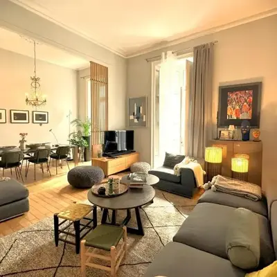 Illustre-Appartement de caractère hypercentre-Balcon
