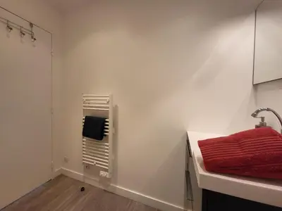 Plan de l'établissement Appartement rénové pour 4 pers., vue mer, salle de jeux et parking inclus - FR-1-364-180