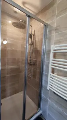 Salle de bains dans l'établissement Chez Marion et Sylvain