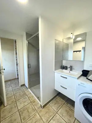 Cuisine ou kitchenette dans l'établissement Le Cocon - Domaine de la Houblette