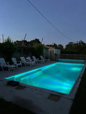 Piscine de l'établissement Le Cocon - Domaine de la Houblette ou située à proximité