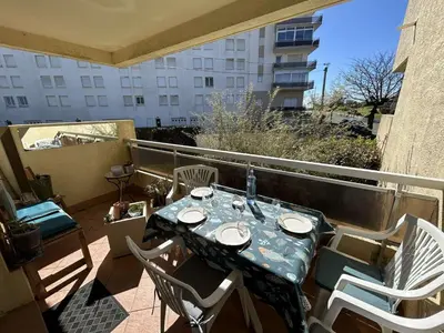 Balcon ou terrasse dans l'établissement Appartement lumineux 4 couchages, balcon, parking - Saint-Jean-de-Monts - FR-1-224C-344