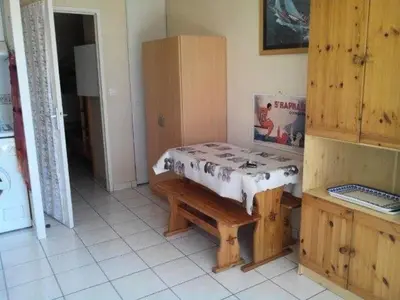Un ou plusieurs lits dans un hébergement de l'établissement Résidence Alizée A - SAINT MARC SUR MER résidence Alizée 2 pièces cabine MAE-7611