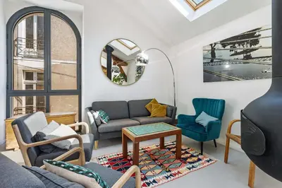 Coin salon dans l'établissement Loft sur l'Erdre à 2 pas du Centre ville