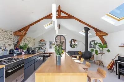 Cuisine ou kitchenette dans l'établissement Loft sur l'Erdre à 2 pas du Centre ville