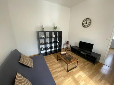 Télévision ou salle de divertissement dans l'établissement T2 - Cocon Coeur d'Angers - 4 personnes