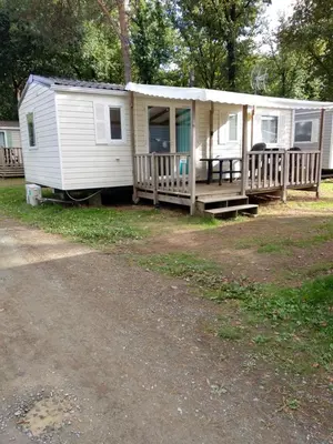 Bâtiment de le camping