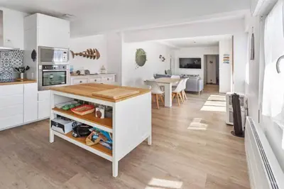 Cuisine ou kitchenette dans l'établissement 3 chambres à 200m mer et commerces