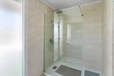 Salle de bains dans l'établissement 3 chambres à 200m mer et commerces