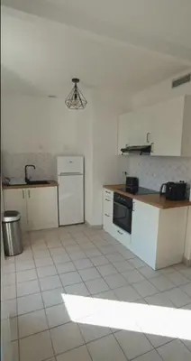 Cuisine ou kitchenette dans l'établissement L'Atelier Gauthier