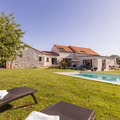 Studio Jungle avec terrasse et piscine chauffée près de Nantes - FR-1-306-1304