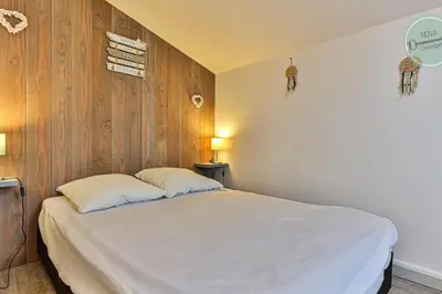 Un ou plusieurs lits dans un hébergement de l'établissement Maison Saint Surin 26