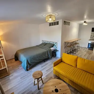 Appartement Bohème 4 personnes à 12 min du Puy du Parc