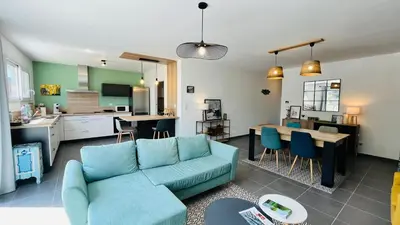 Cuisine ou kitchenette dans l'établissement Maison Océan, standing et plage