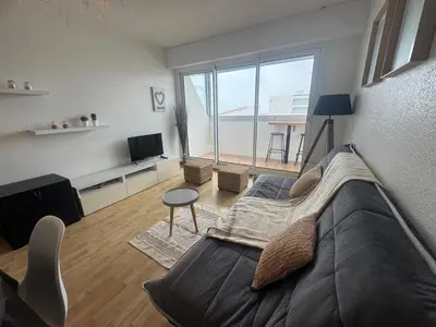 Télévision ou salle de divertissement dans l'établissement L'Échappée Vendéenne - T2 cosy en bord de mer
