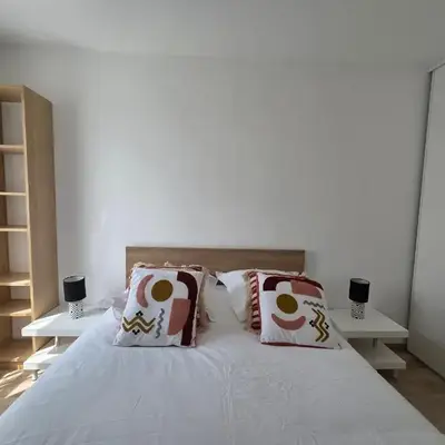 Appartement moderne avec terrasse proche mer et centre