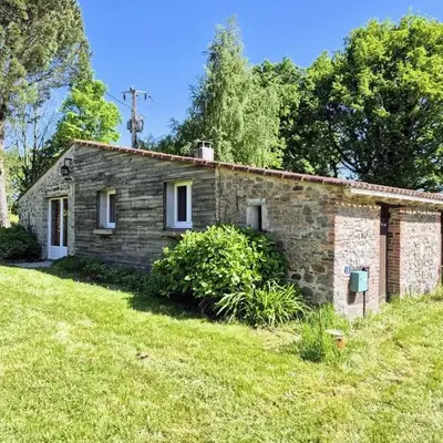 Le Cellier gîte nature 6 pers les Herbiers