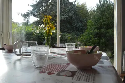 Jardin de l'établissement Maison au calme avec jardin & étang 25 min du Puy du F