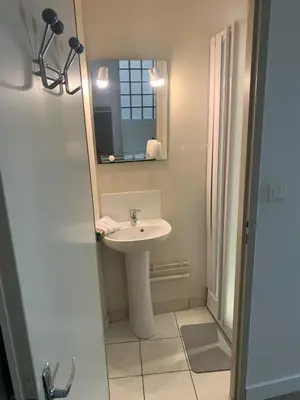 Salle de bains dans l'établissement T2 Bourg de Vertou Appartement