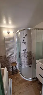 Salle de bains dans l'établissement Domaine