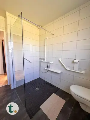 Salle de bains dans l'établissement Tranquiloue - Maison de Campagne - PuyduFou