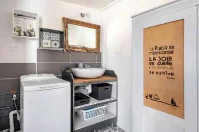 Plan de l'établissement À 300m de la mer maison - jardin - Piscine pour 4