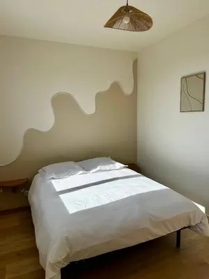 Un ou plusieurs lits dans un hébergement de l'établissement Maison contemporaine à Saint-Léonard