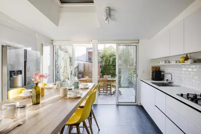 Cuisine ou kitchenette dans l'établissement Maison Jardin - Centre Angers