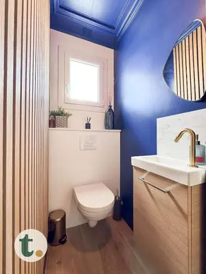 Salle de bains dans l'établissement Tranquiloue - Maison Cosy à 15min du PuyduFou