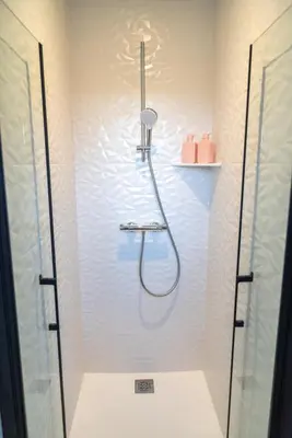 Salle de bains dans l'établissement Projecteur sur ma bulle - Studio Projection privée