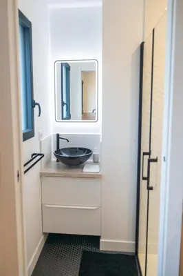 Salle de bains dans l'établissement Projecteur sur ma bulle - Studio Projection privée