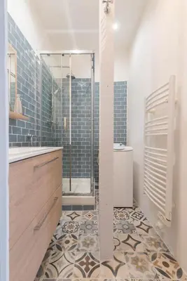 Salle de bains dans l'établissement Élégant appartement place du Marché, 2 chambres, tout confort