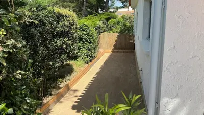 Jardin de l'établissement Villa La Dune aux Loups