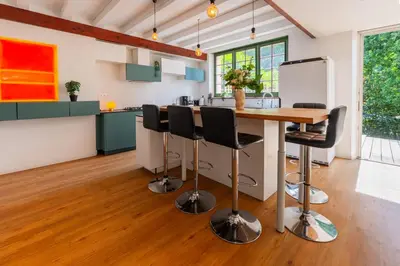 Cuisine ou kitchenette dans l'établissement Villa de La Plume