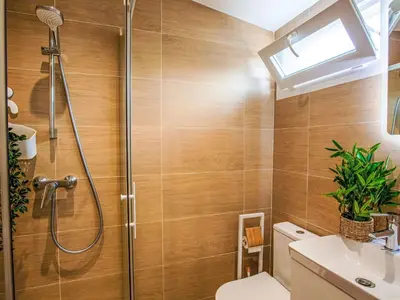 Salle de bains dans l'établissement Holiday Home Sam-Suffi by Interhome