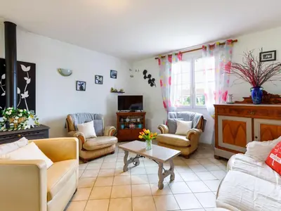 Télévision ou salle de divertissement dans l'établissement Holiday Home L'Horizon by Interhome