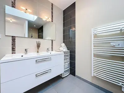 Salle de bains dans l'établissement Holiday Home Les Embruns by Interhome